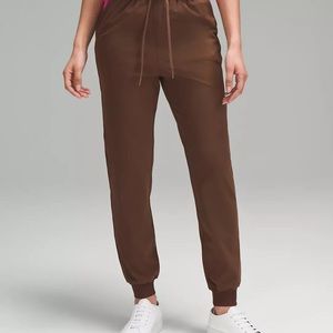 lululemon stretch high rise jogger - java